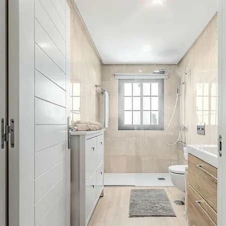 Lux Ocean View Apartment