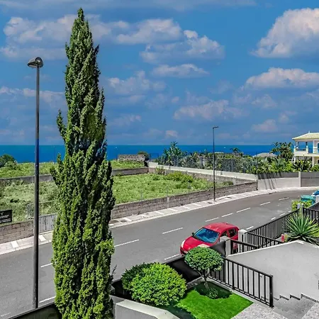 Lux Ocean View 아파트 *